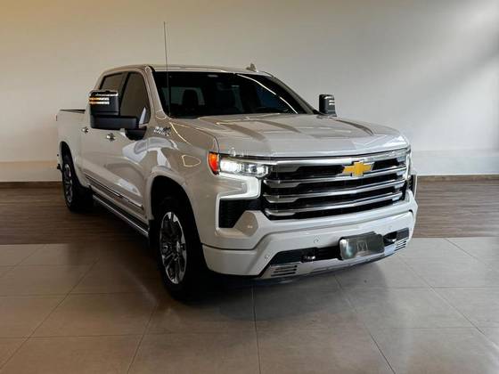 CHEVROLET SILVERADO 5.3 V8 GASOLINA 1500 HIGH COUNTRY 4X4 AUTOMÁTICO